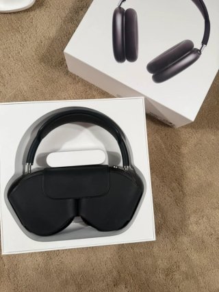 AirPods Max