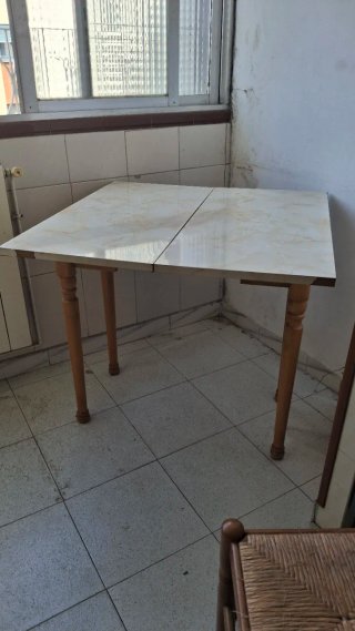 Mesa de madera plegable