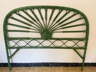 Cabecero de cama bambú y mimbre verde