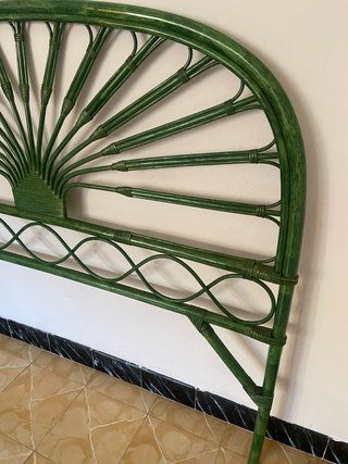 Cabecero de cama bambú y mimbre verde