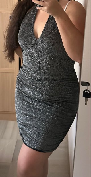 Vestido fiesta plateado brillante