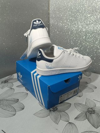 Adidas Stan Smith Blancas y Azules Nuevas