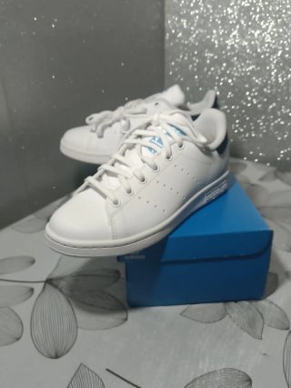 Adidas Stan Smith Blancas y Azules Nuevas