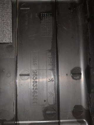 Tapa Batería Peugeot 307 / Citroen