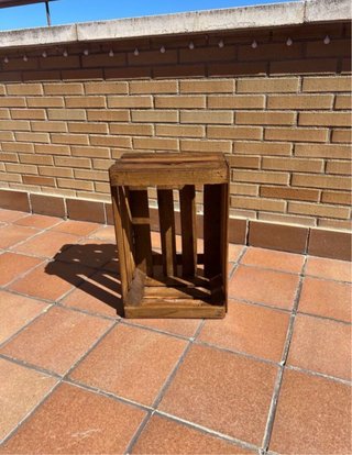 Dos cajas de madera barnizadas