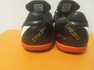 Deportivas futbol sala Adidas negro naranja 32