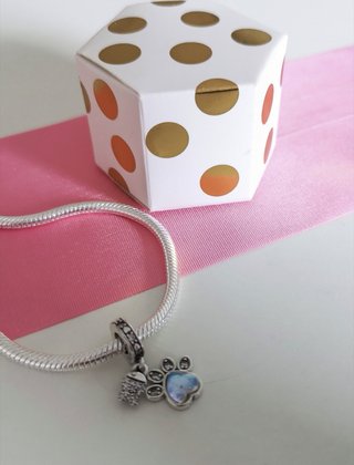 CHARM HUELLA GATO AZUL COLGANTE PARA PANDORA CAJA