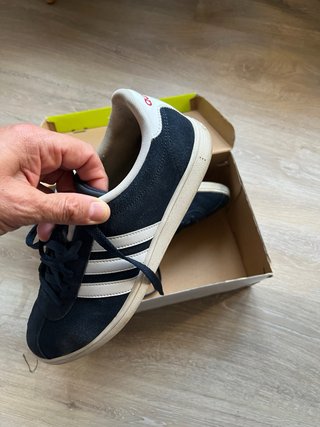 Zapatos de vestir hombre 42. 15€ cada par