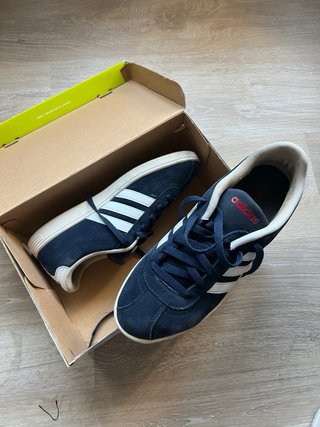 Zapatos de vestir hombre 42. 15€ cada par
