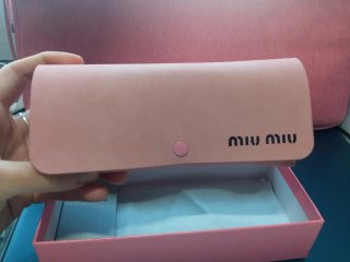 Gafas de sol Miu Miu negras NUEVAS