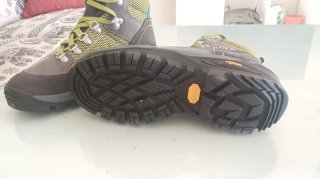 Botas de montaña Olang nuevas Talla 38