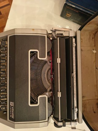 Olivetti Lettera DL Máquina Escribir Portátil