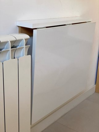 Mesa plegable blanca