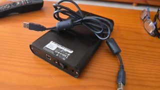 Disco Duro Externo Iomega 2 TB. SAMSUNG. Original