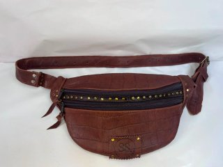 Riñonera de cuero bolso piel vacuno