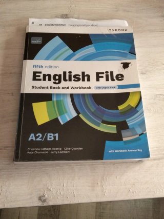 Libro de inglés. English file. A1/B1
