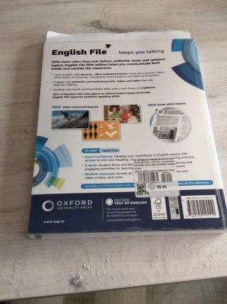 Libro de inglés. English file. A1/B1