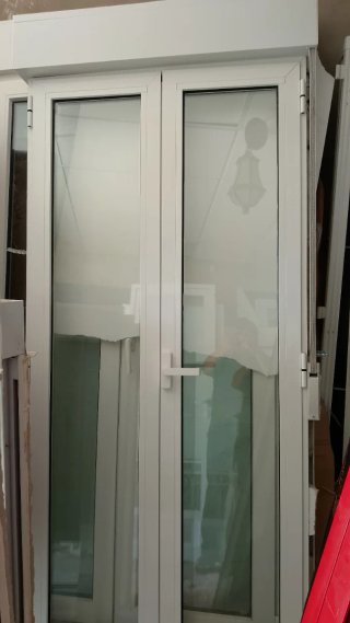 Balconera aluminio abatible  medidas 1 ancho 220 a