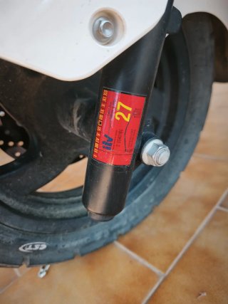 Se vende Scooter 125cc Maxi Scooter Automática