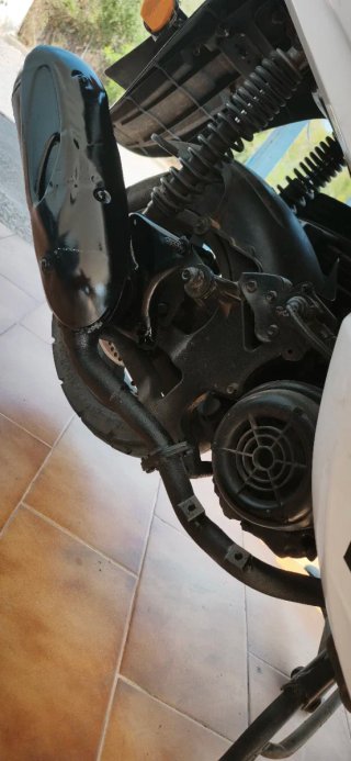 Se vende Scooter 125cc Maxi Scooter Automática