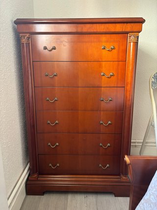 Dormitorio madera maciza