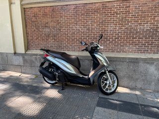 Piaggio Medley 125
