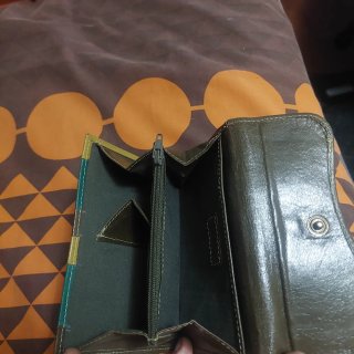 Nuevo a estrenar | Cartera Mundi de cuero multicor