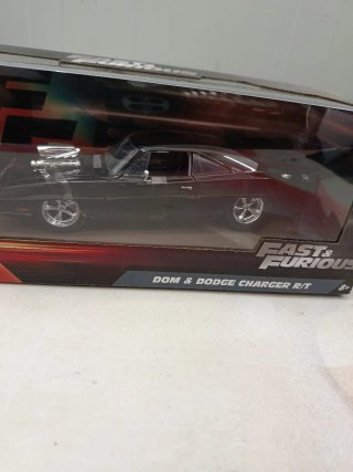Coche Jada Fast & Furious Dom's Dodge
