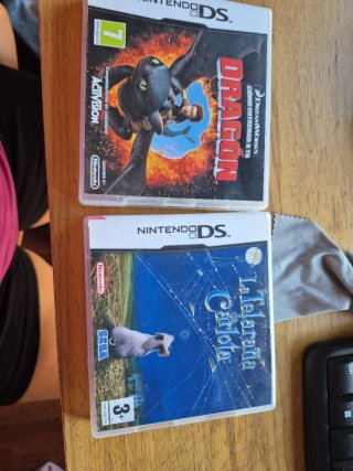 Nintendo DS Lite Verde con Cargador y dos juegos