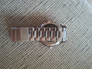 Reloj Automático con Esfera Transparente