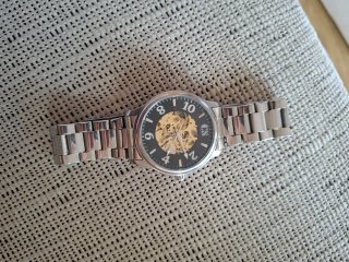 Reloj Automático con Esfera Transparente