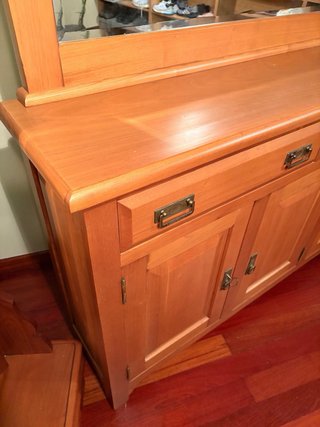 Aparador de madera de roble  con espejo