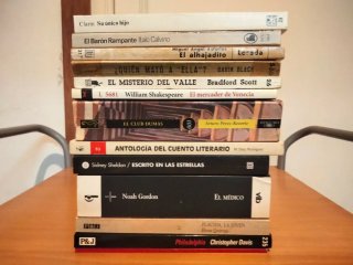 Lote de 70 libros de novela bolsillo, a 45 €
