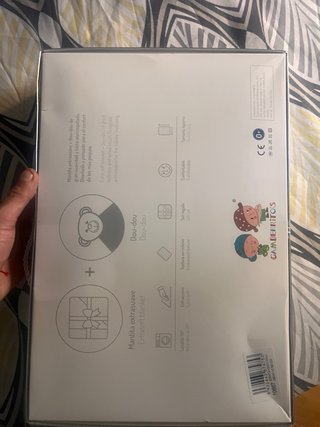 Manta y peluche recién nacida