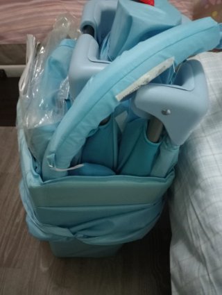 Barrera Cama Bebé y Cuna de Viaje sin estrenar.