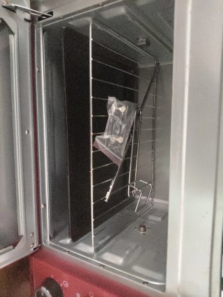 Horno Eléctrico Rojo