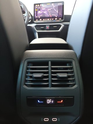 SEAT Leon 2026 FR e-HYDRID 204CV TECHO