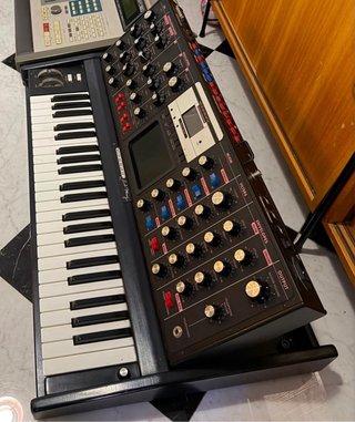 Sintetizador Moog Voyager Analógico