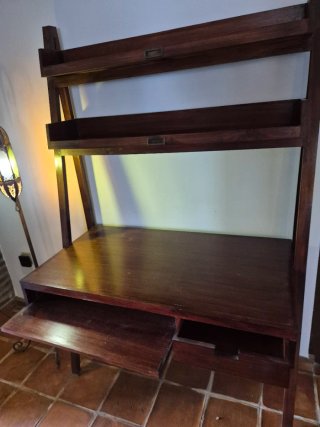 Escritorio madera tropical