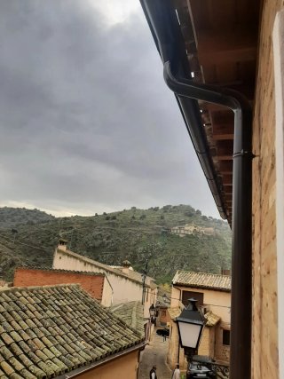 Se alquila piso en Toledo.