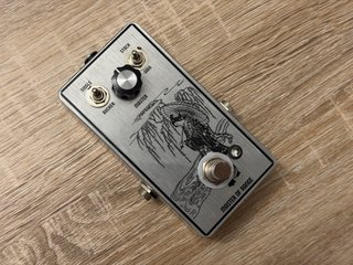 “Master of Range” v2 Preamp/treble booster #004