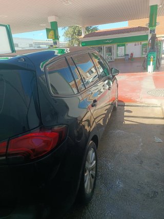 Opel Zafira Tourer 2015