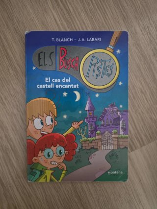 Llibre ELS BUSCA PISTES
