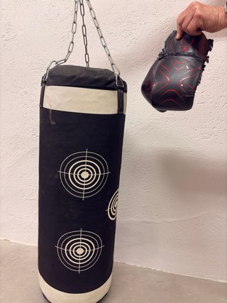 Saco boxeo y guantes boxeo