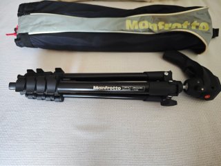 Manfrotto Compact MKC3-H01 Trípode