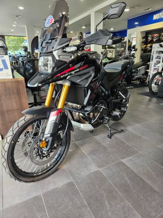 SUZUKI V-STROM 1050 DE M5 NUEVA