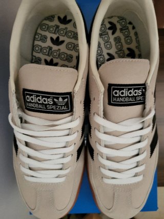 Adidas Spezial Beige/Negro