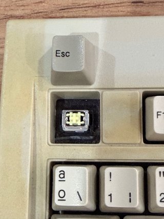 Teclado Mecánico Chicony KB-5192 Retro Beige
