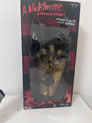 Réplica Guante Freddy Krueger