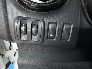 Nissan NV300 2020